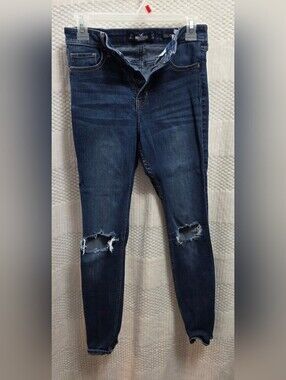 Hollister high-rise skinny jeans